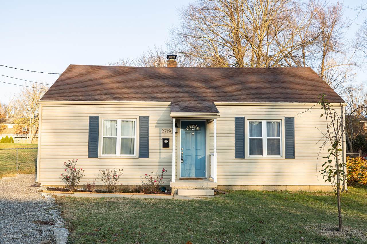 2719 Lindsay Ave - Photo 1