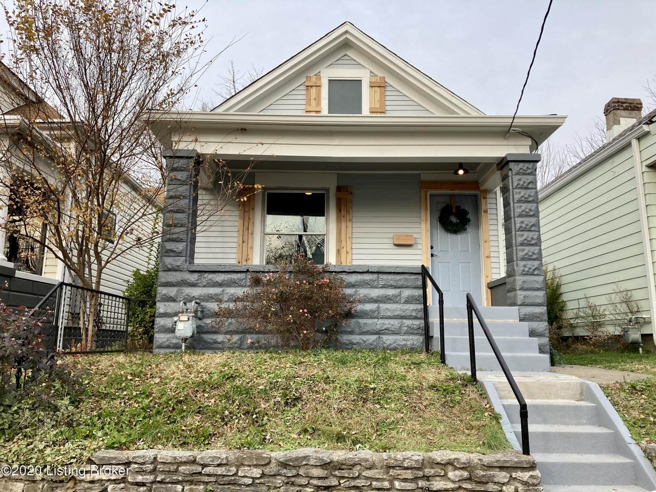 427 Camp St - Photo 1