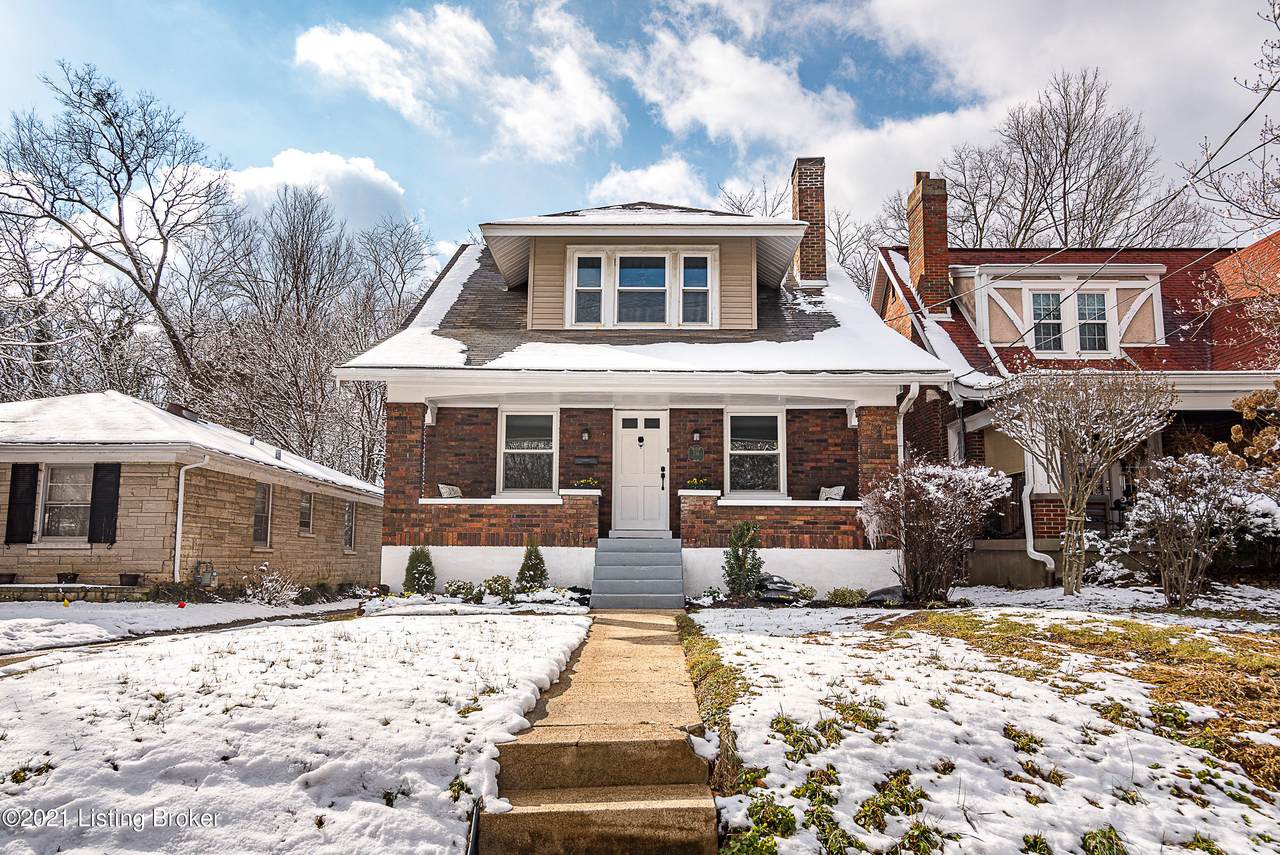 356 Hillcrest Ave - Photo 1