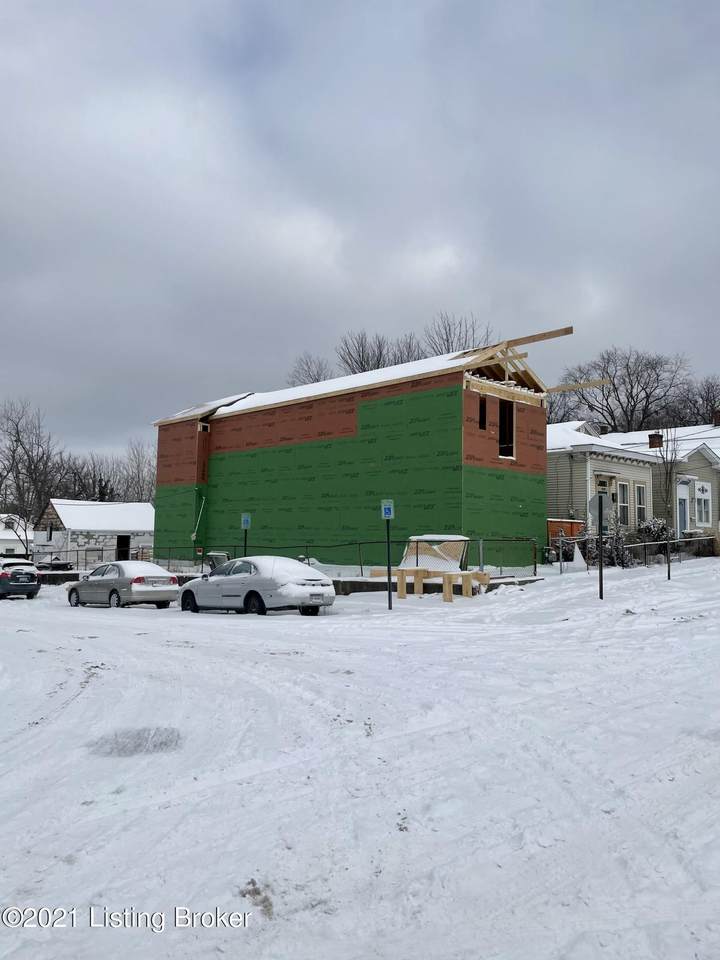 1201 Hull St - Photo 1