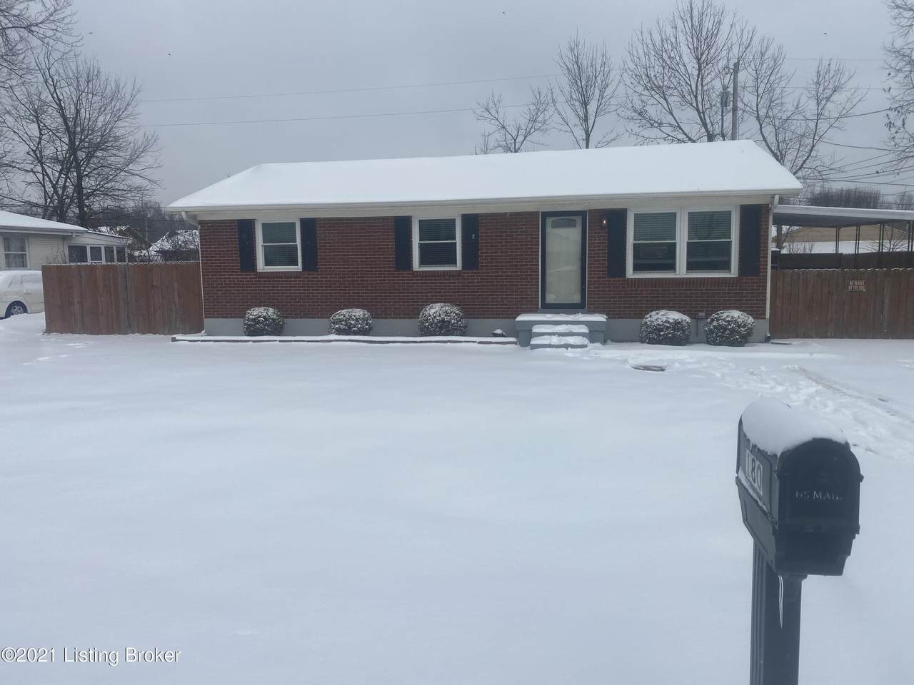 180 Majestic Blvd - Photo 1