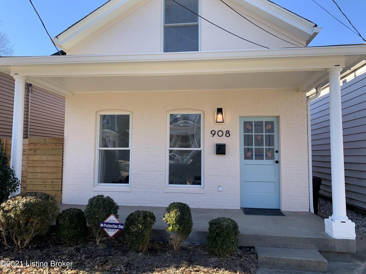 908 Vine St - Photo 1