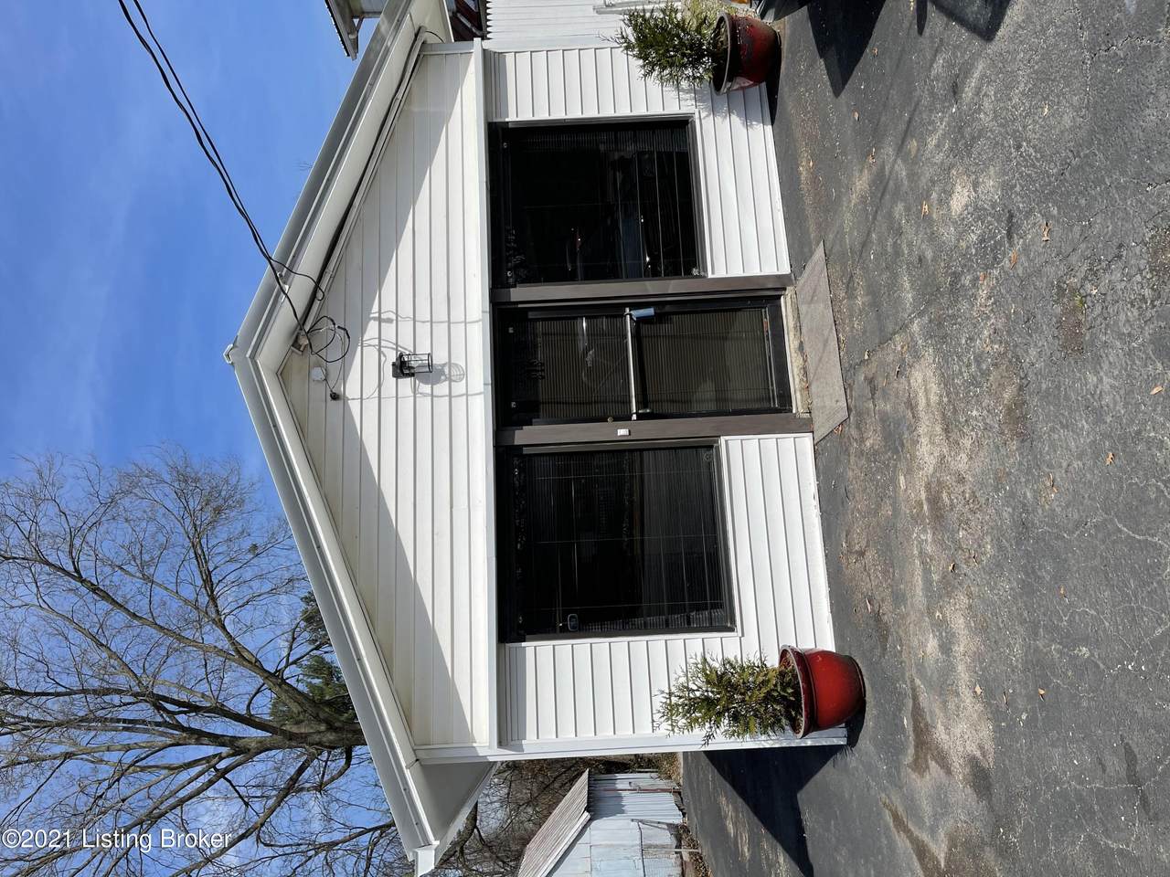 613 Country Club Rd - Photo 1
