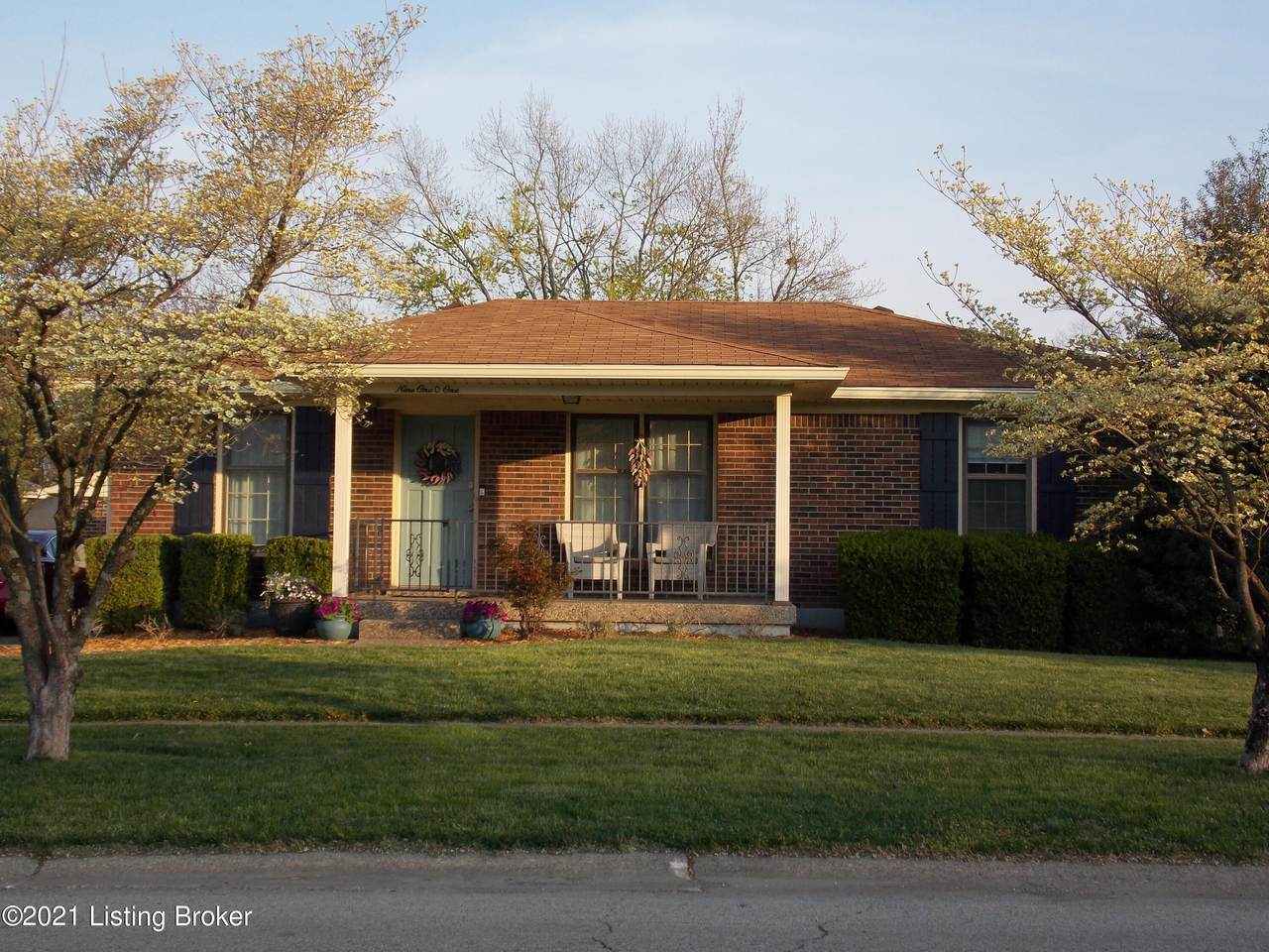 9101 Raintree Dr - Photo 1