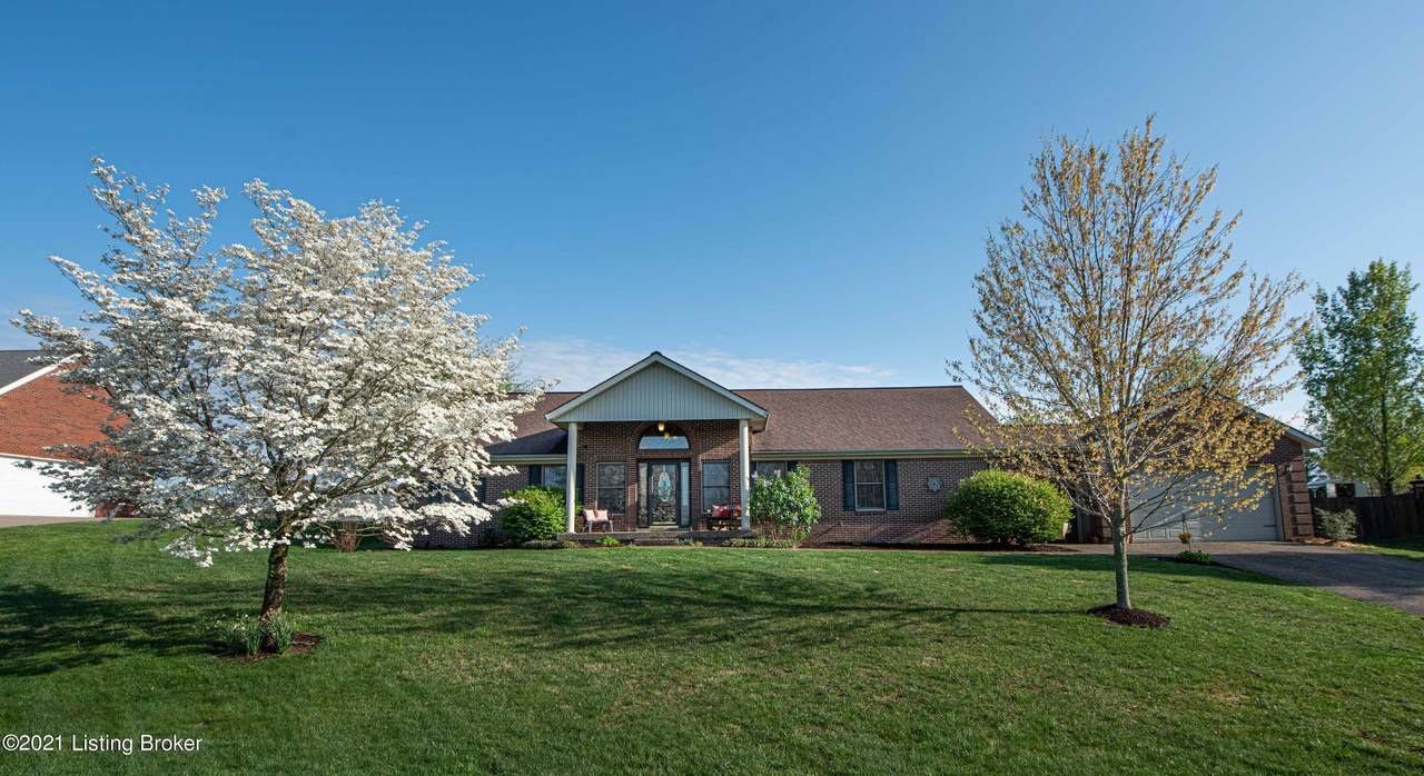 586 Wava Dr - Photo 1