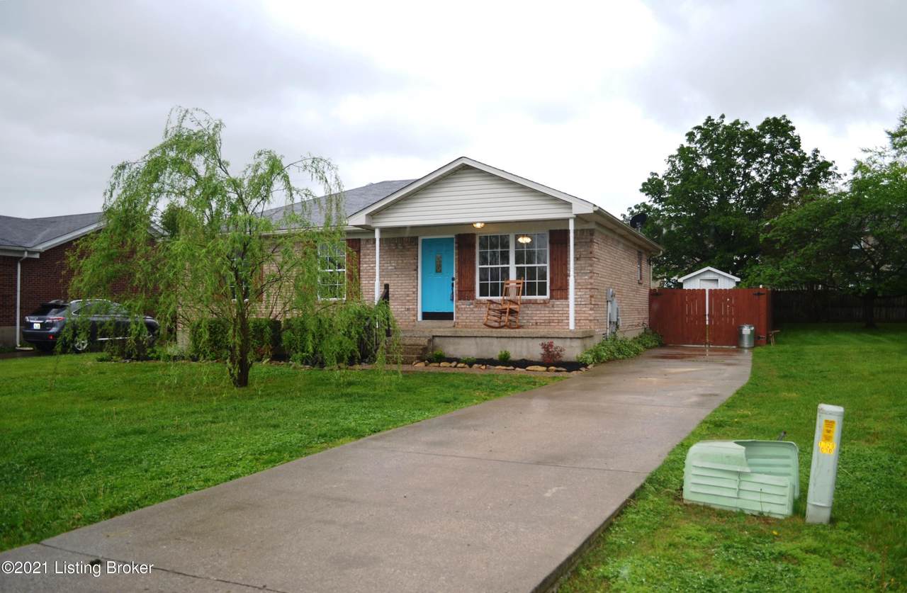 131 Frederick Ct - Photo 1