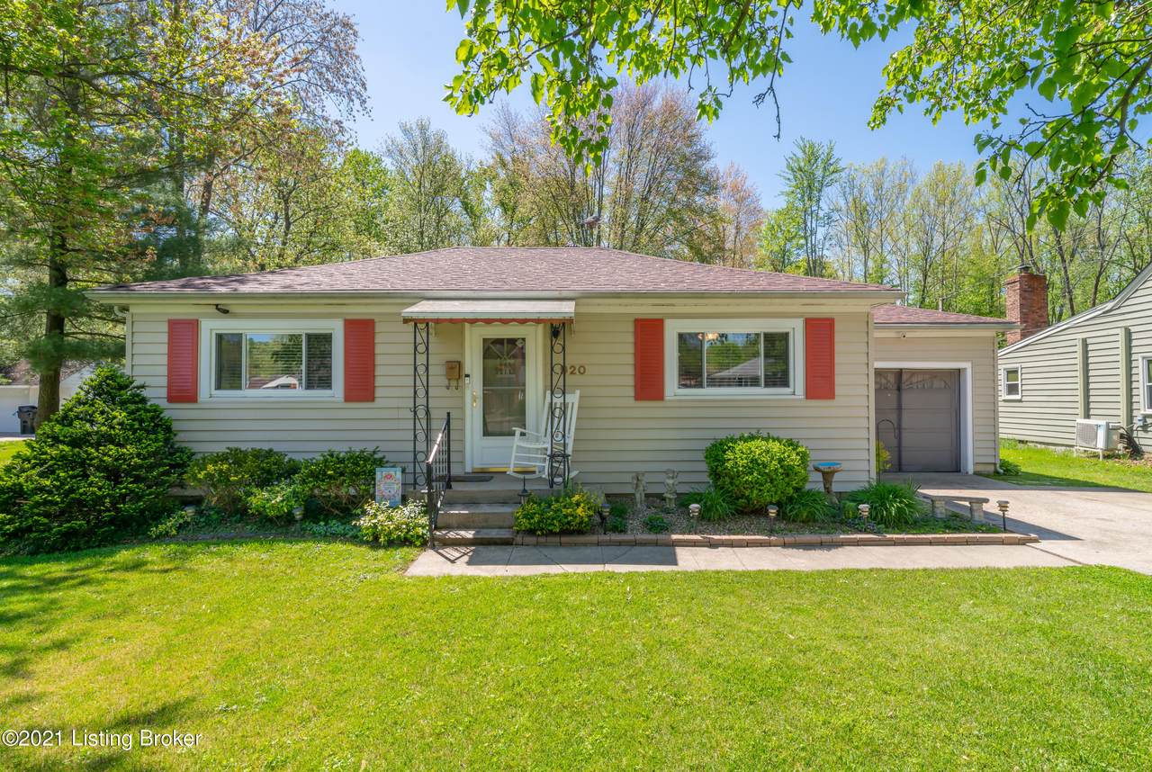 920 Jones Dr - Photo 1
