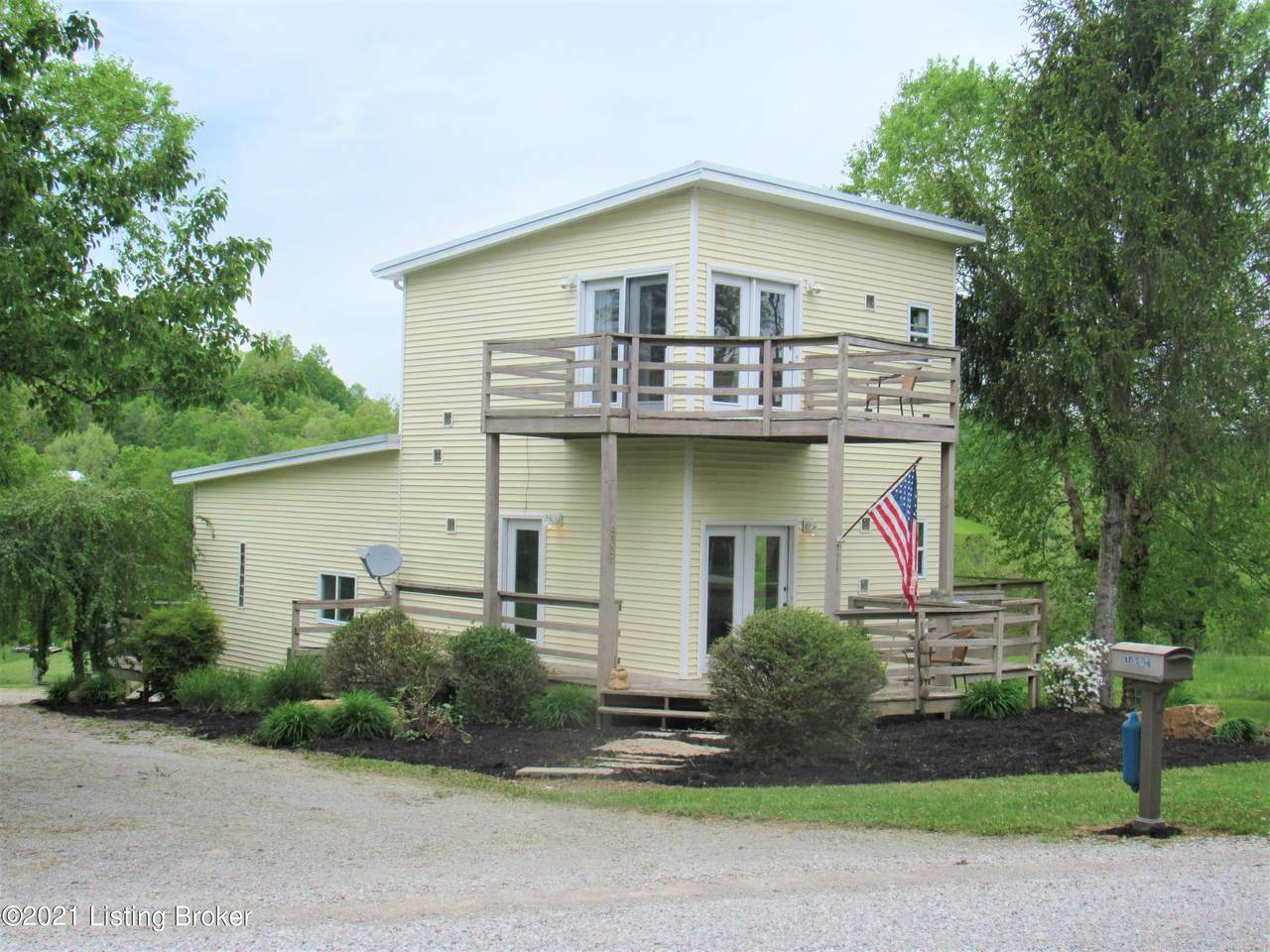838 Autumn Ridge Rd - Photo 1