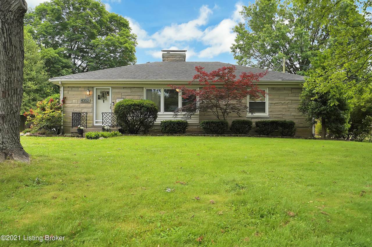 4302 Dannywood Rd - Photo 1
