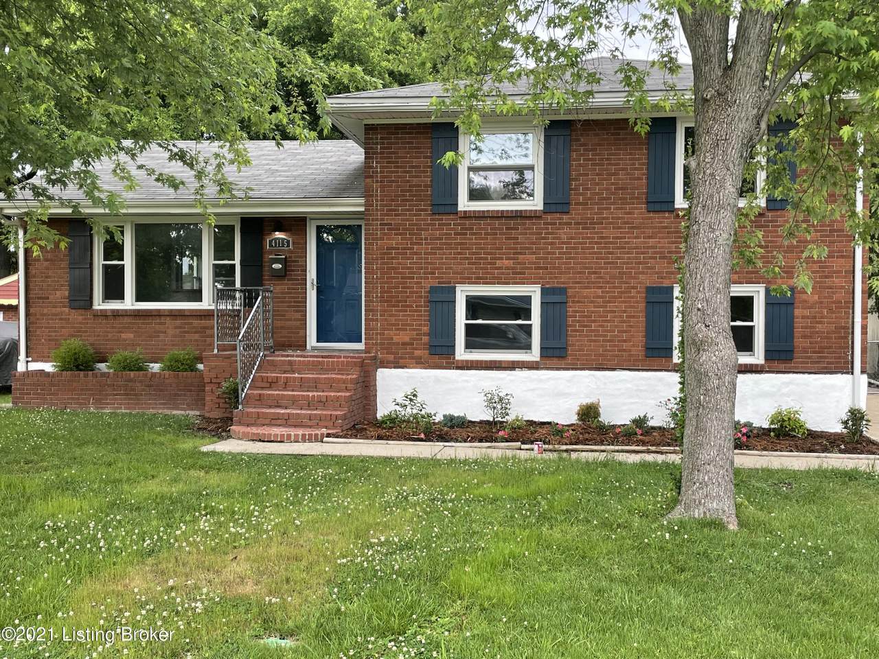 4115 Pixley Way - Photo 1