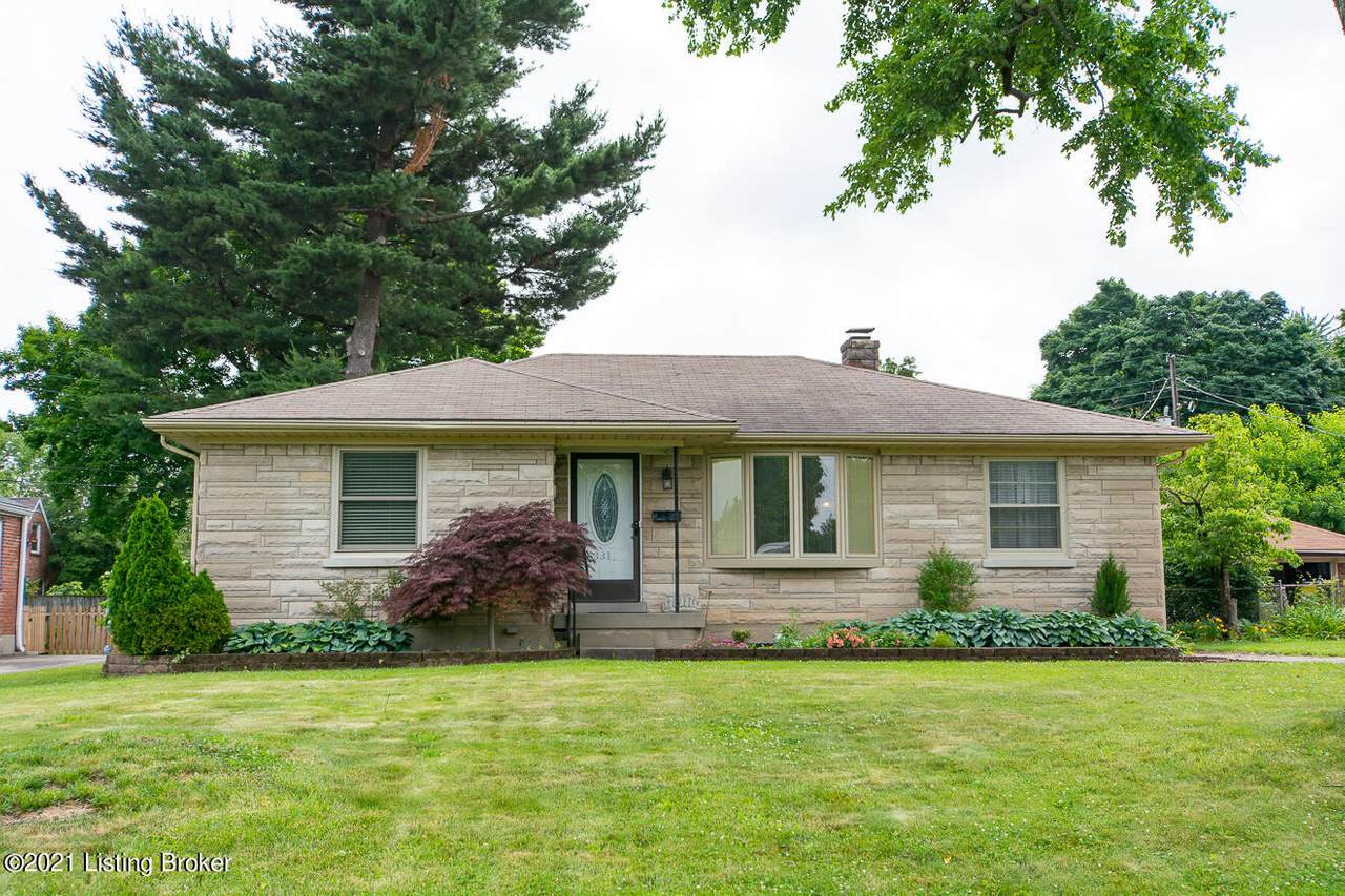 3311 Stratford Ave - Photo 1