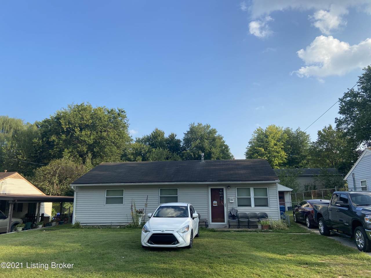 4806 Seville Dr - Photo 1