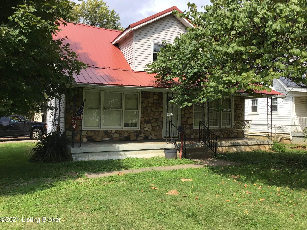1414 Main St - Photo 1