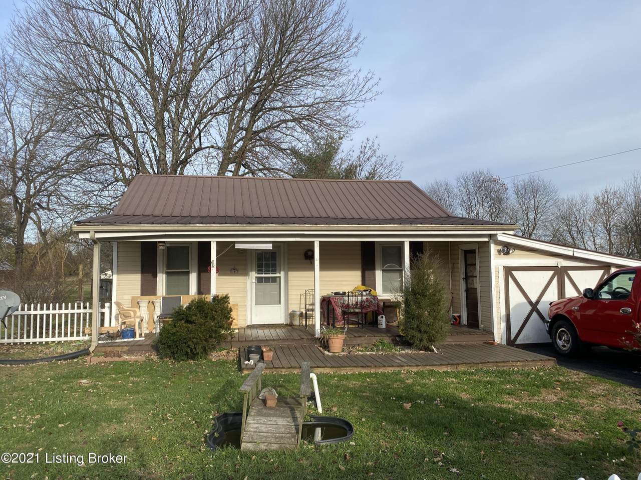 125 Joseph Ave - Photo 1