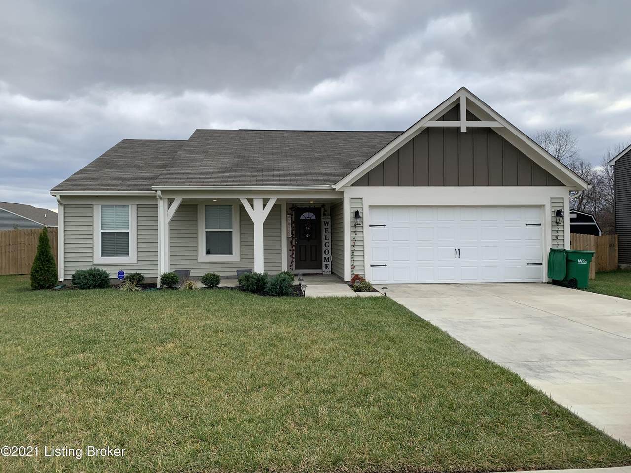 105 Mountain Stone Ct - Photo 1