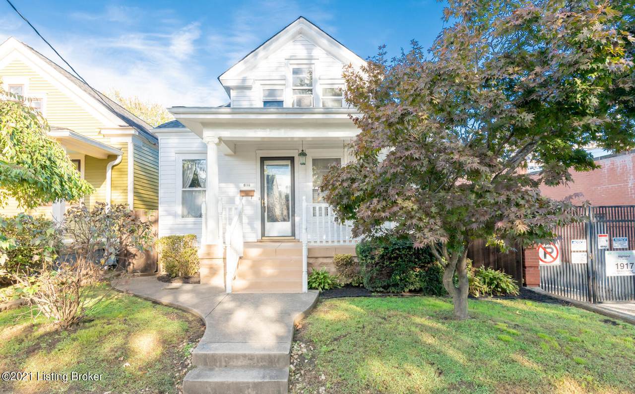 1913 Stevens Ave - Photo 1