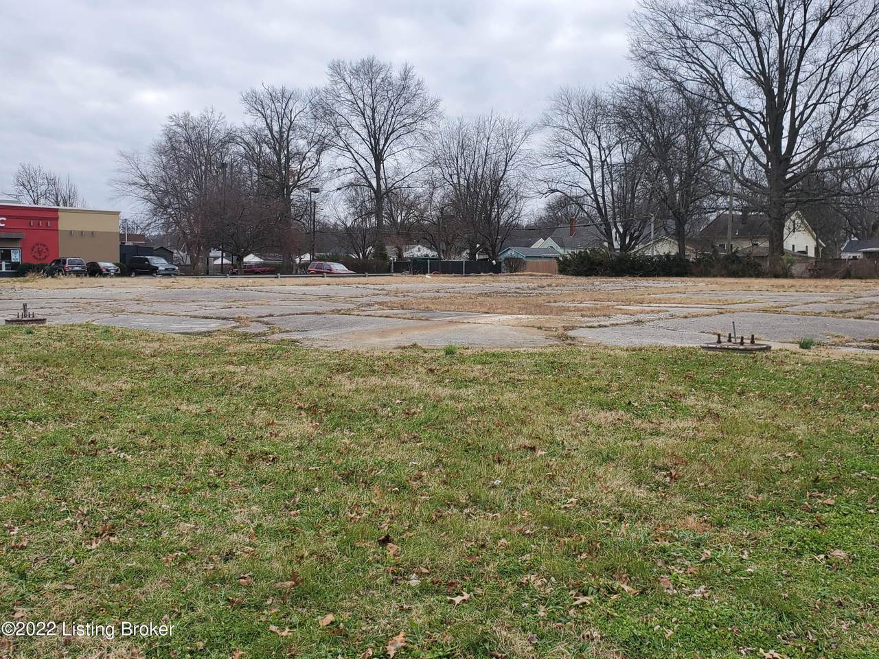 306 Amherst Ave - Photo 1