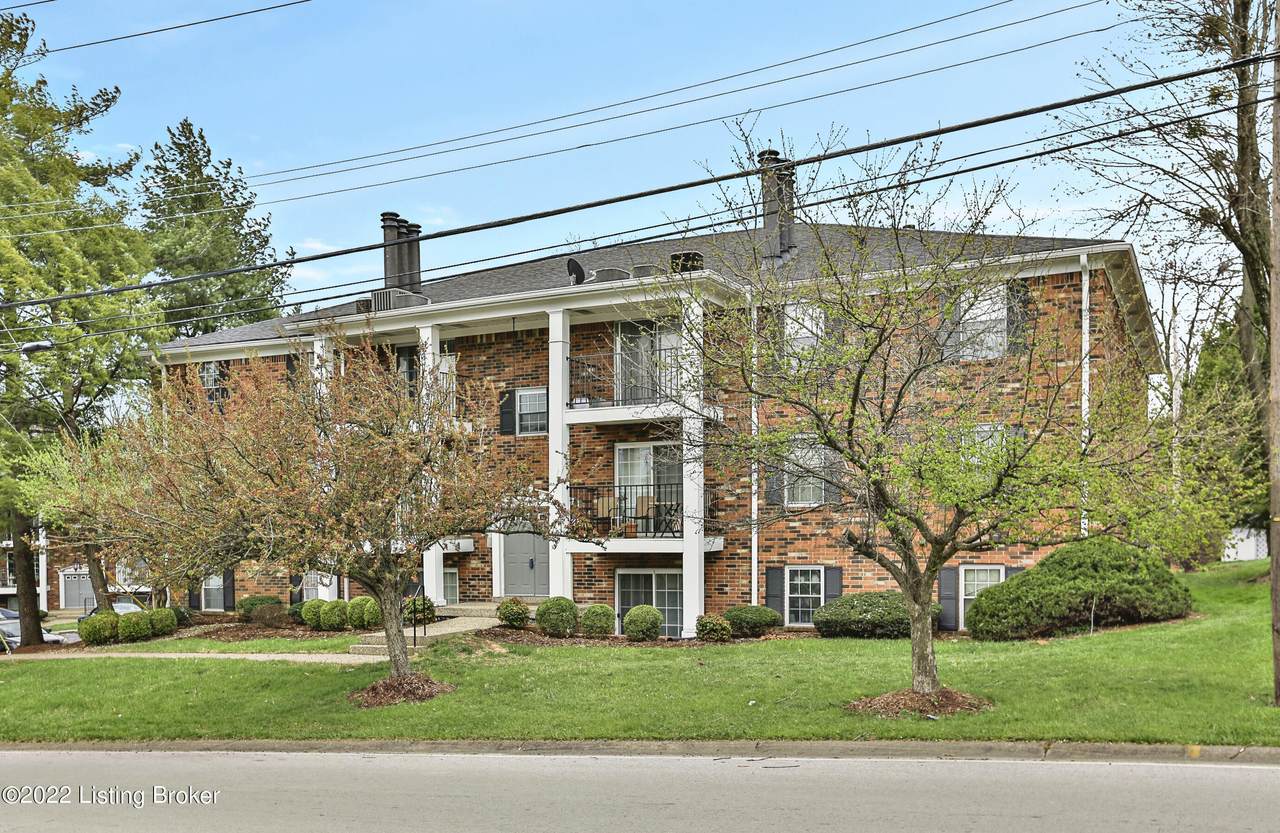 3309 Colonial Manor Cir - Photo 1