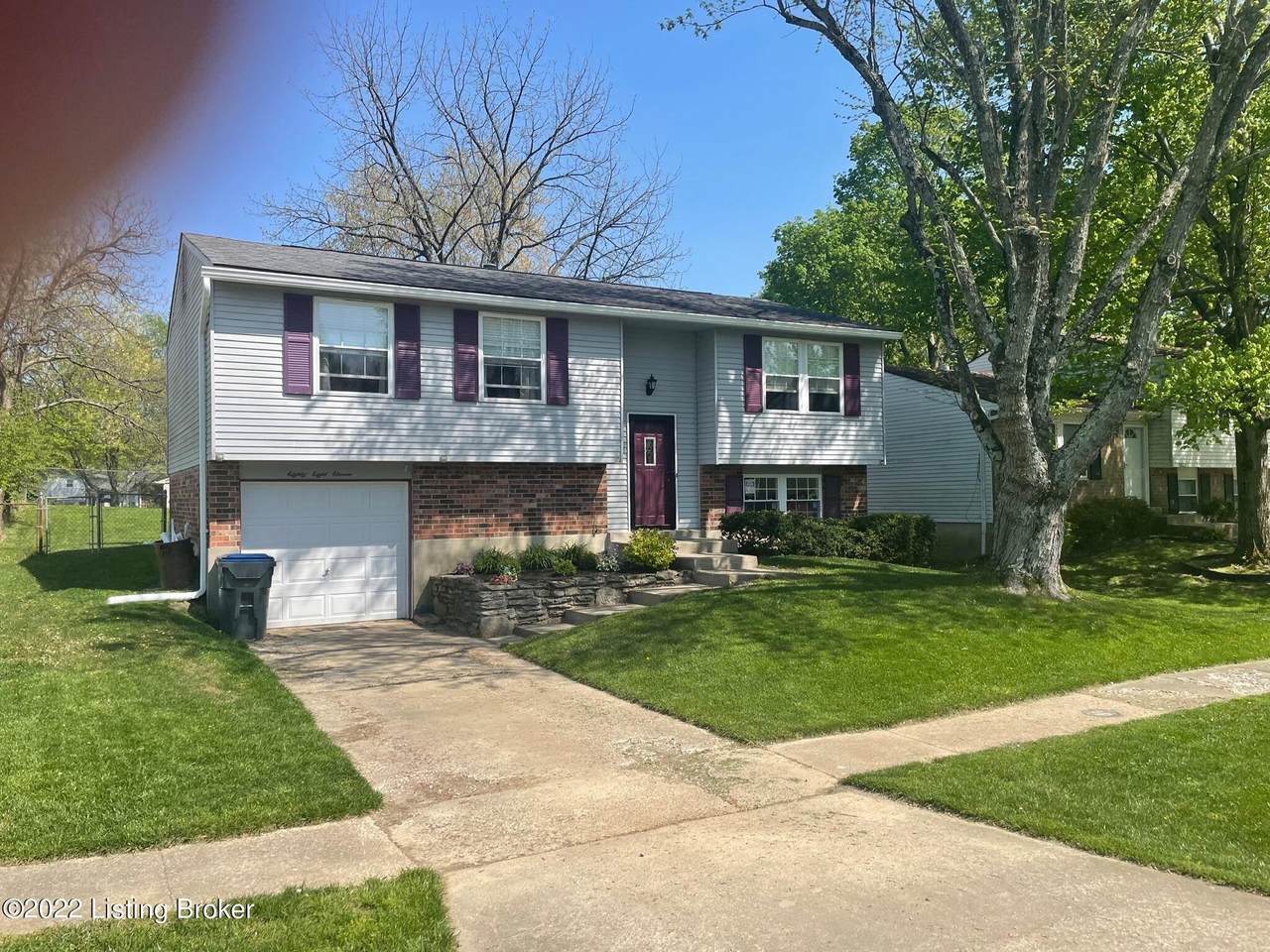 8811 Running Fox Cir - Photo 1