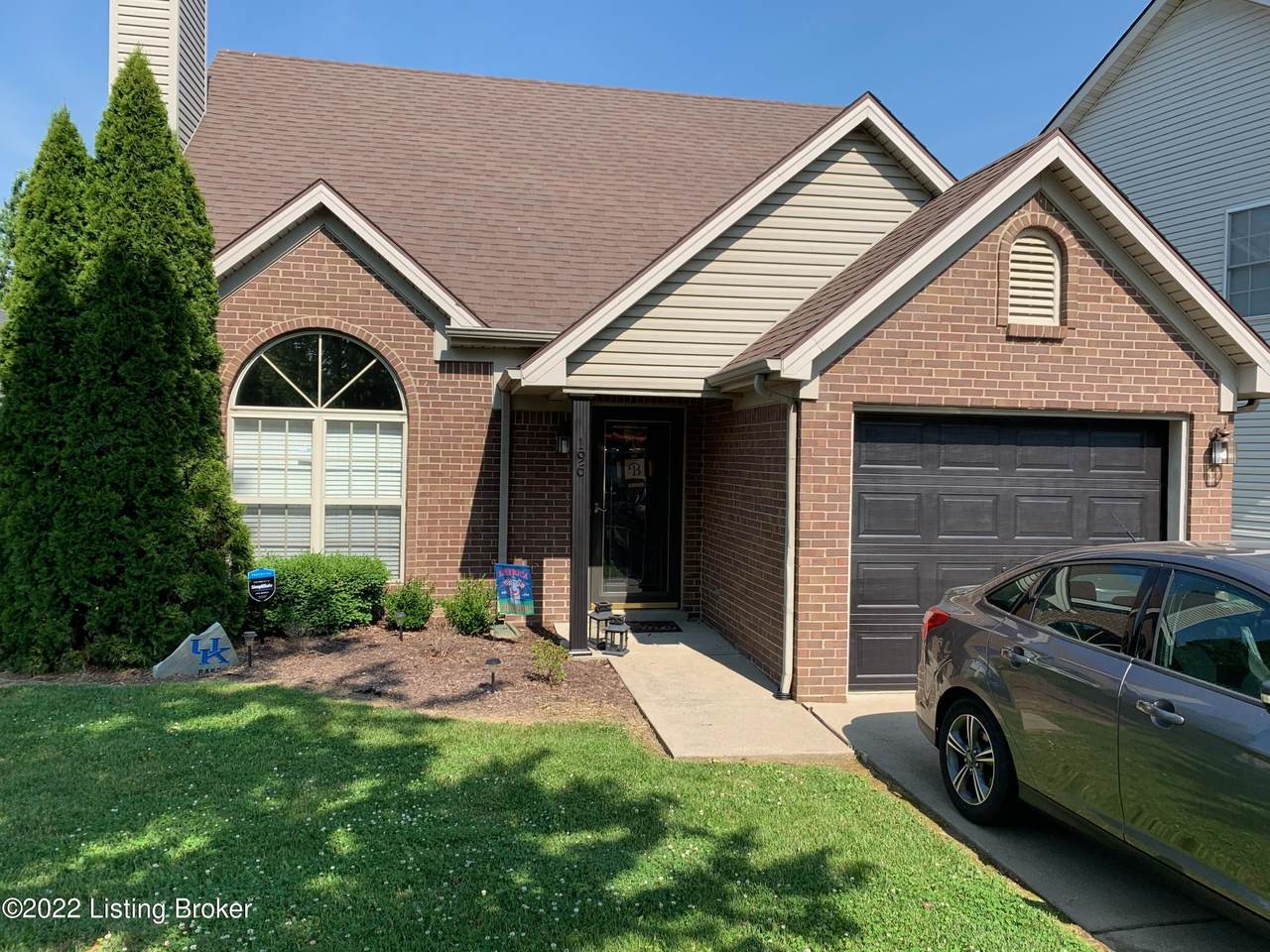 196 Strawberry Fields Rd - Photo 1
