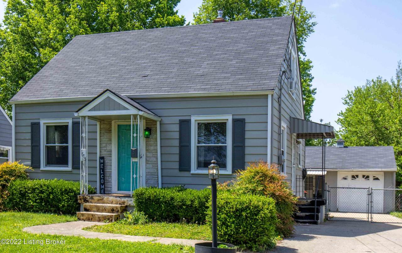 1615 Orchard Ave - Photo 1