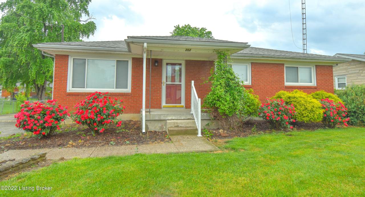 202 Chantilly Ave - Photo 1