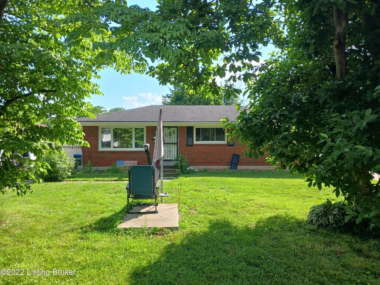 8102 Red Cedar Way - Photo 1
