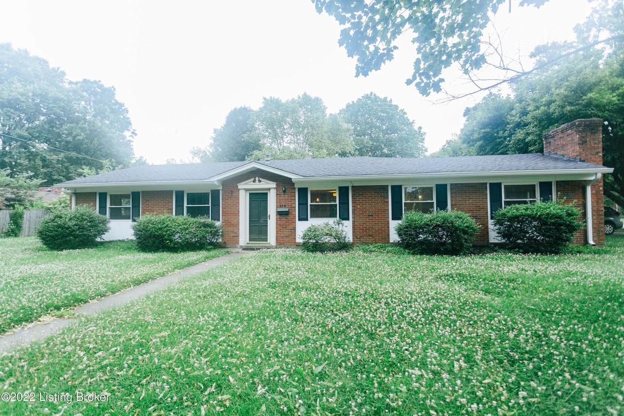 2421 Woodmont Dr - Photo 1