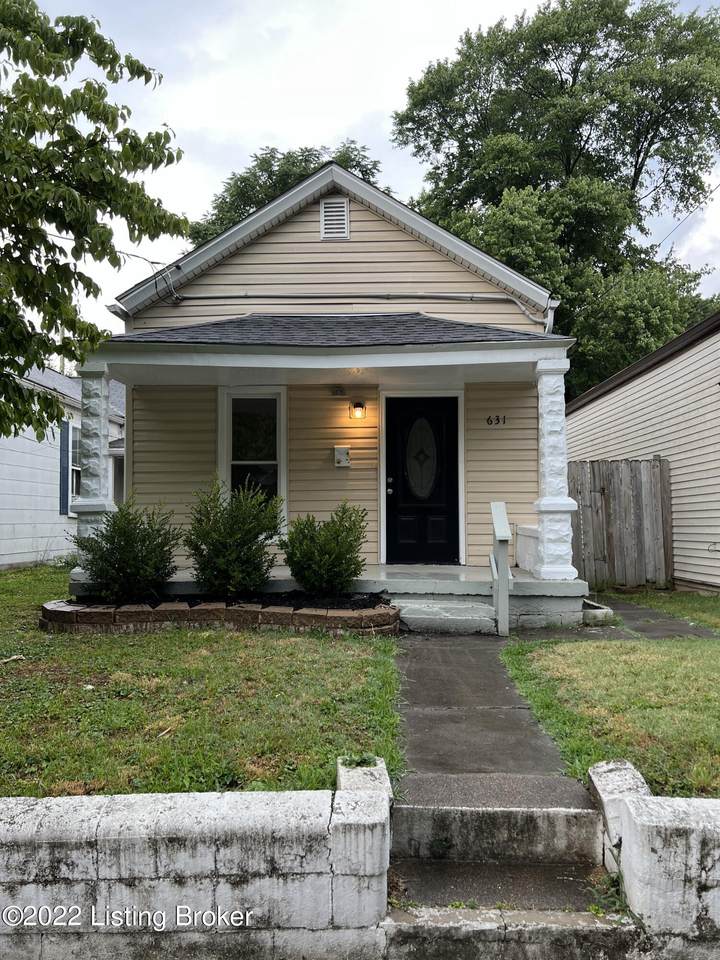 631 Lynn St - Photo 1