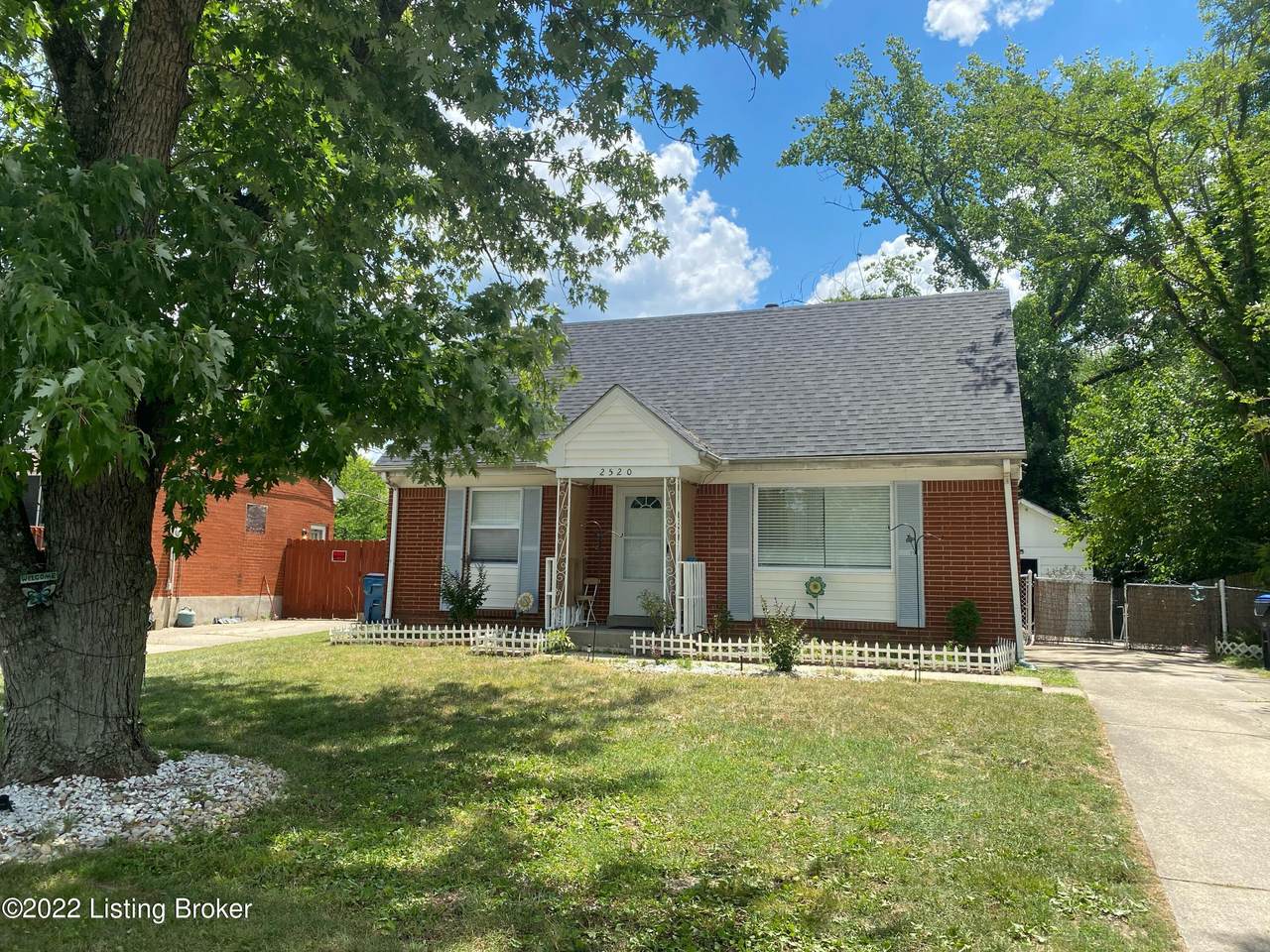 2520 Lamborne Blvd - Photo 1