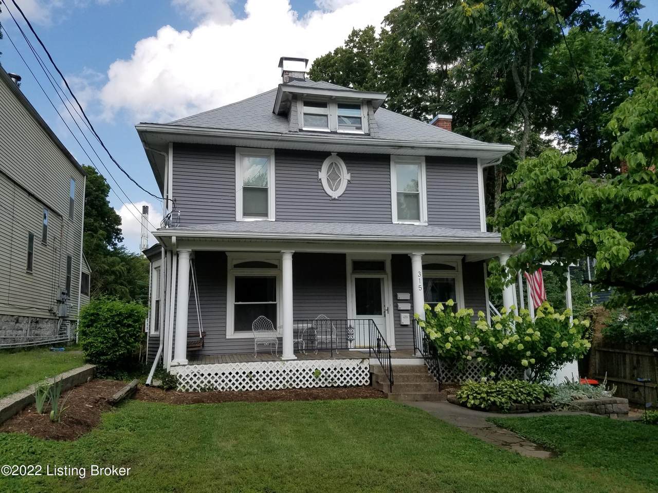 315 Crescent Ct - Photo 1