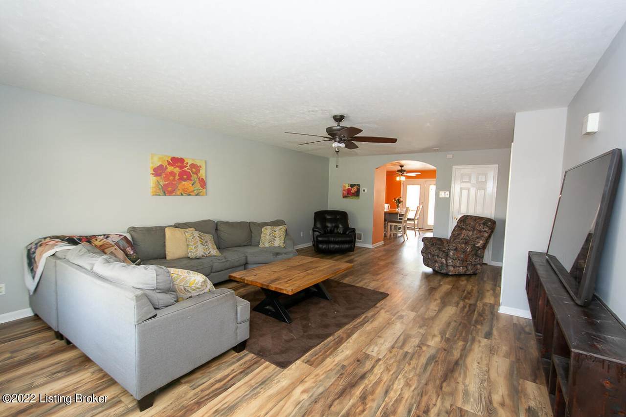 1489 Bland St - Photo 1