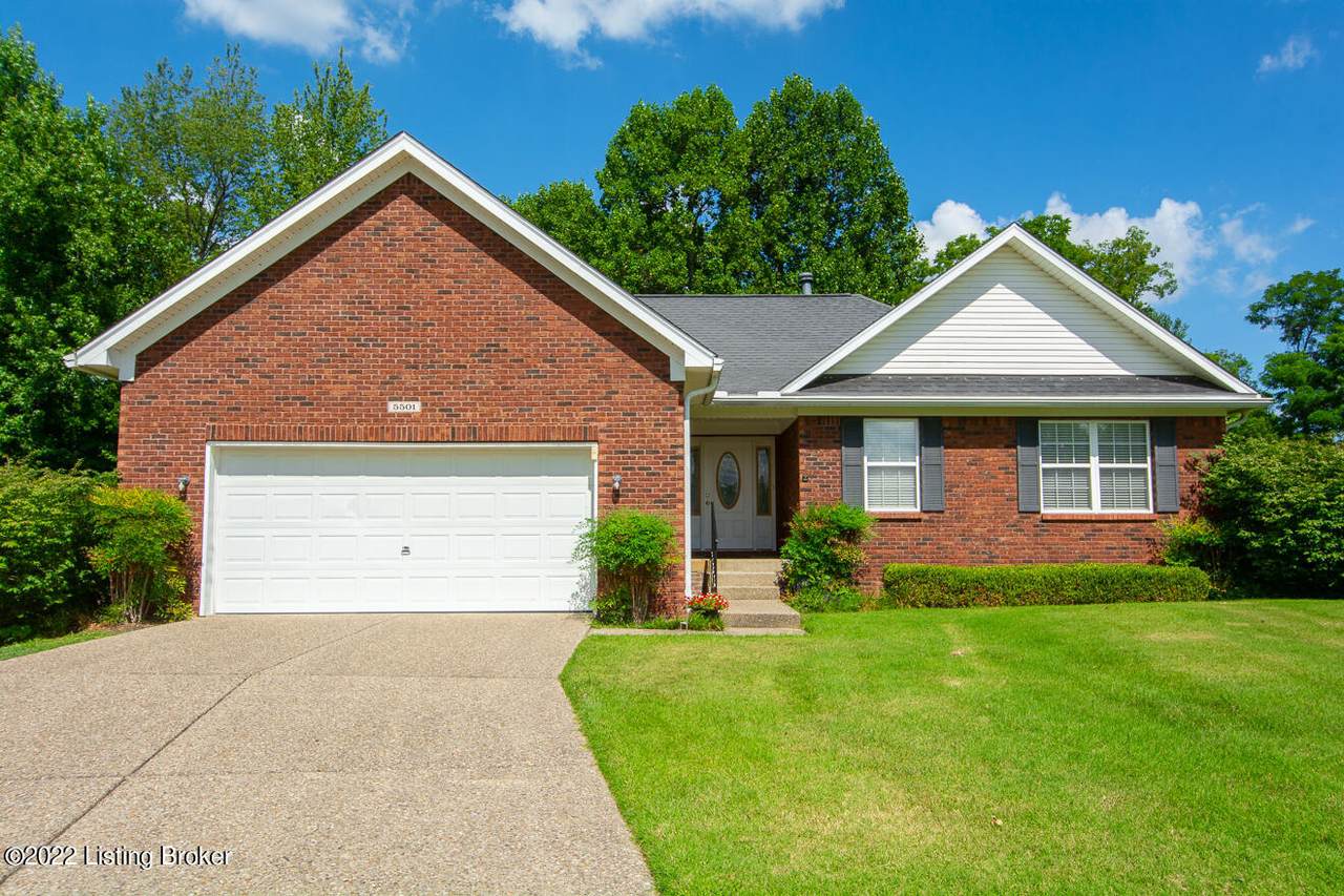 5501 Fairwood Oaks Pl - Photo 1