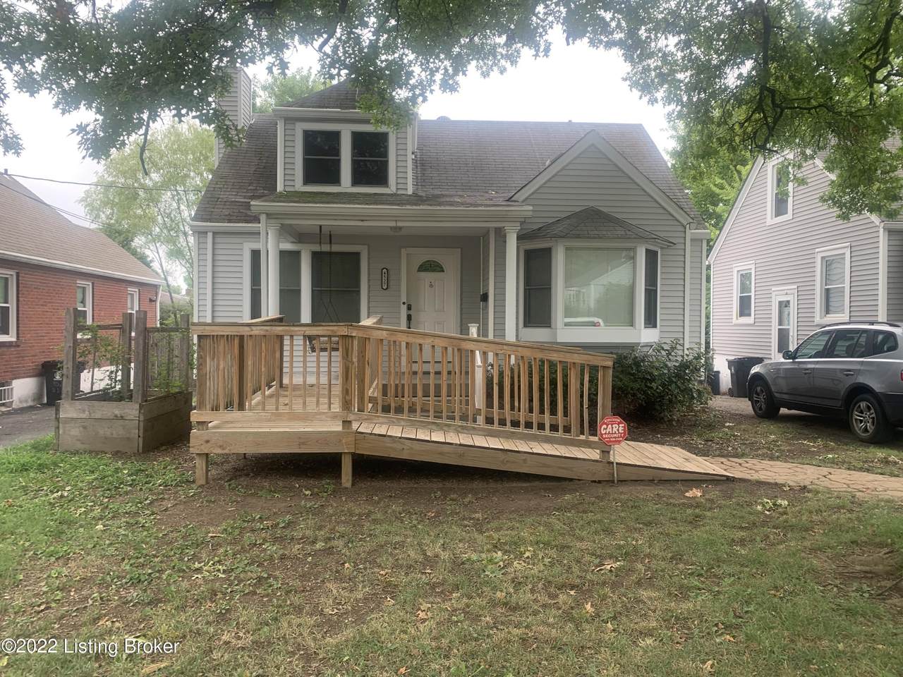 4527 First St - Photo 1