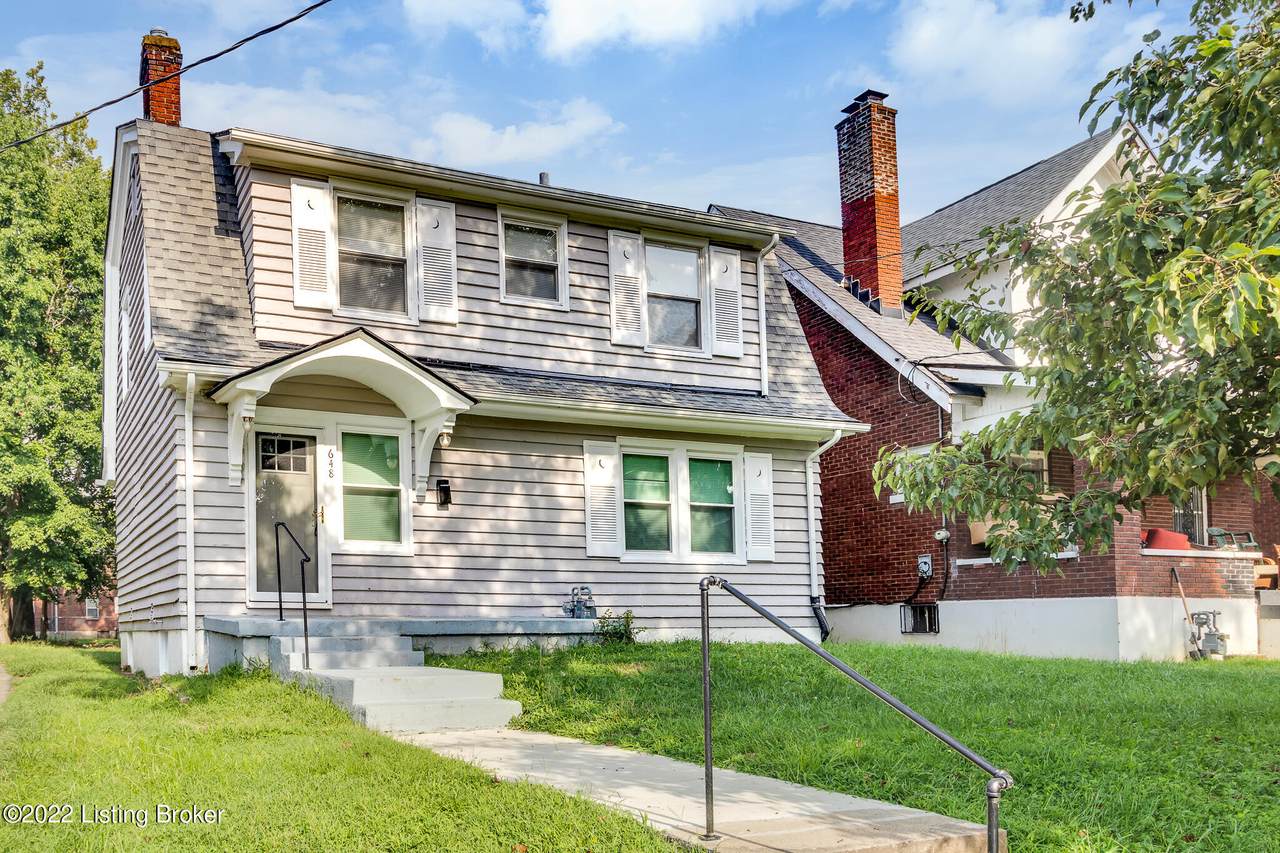 648 43rd St - Photo 1