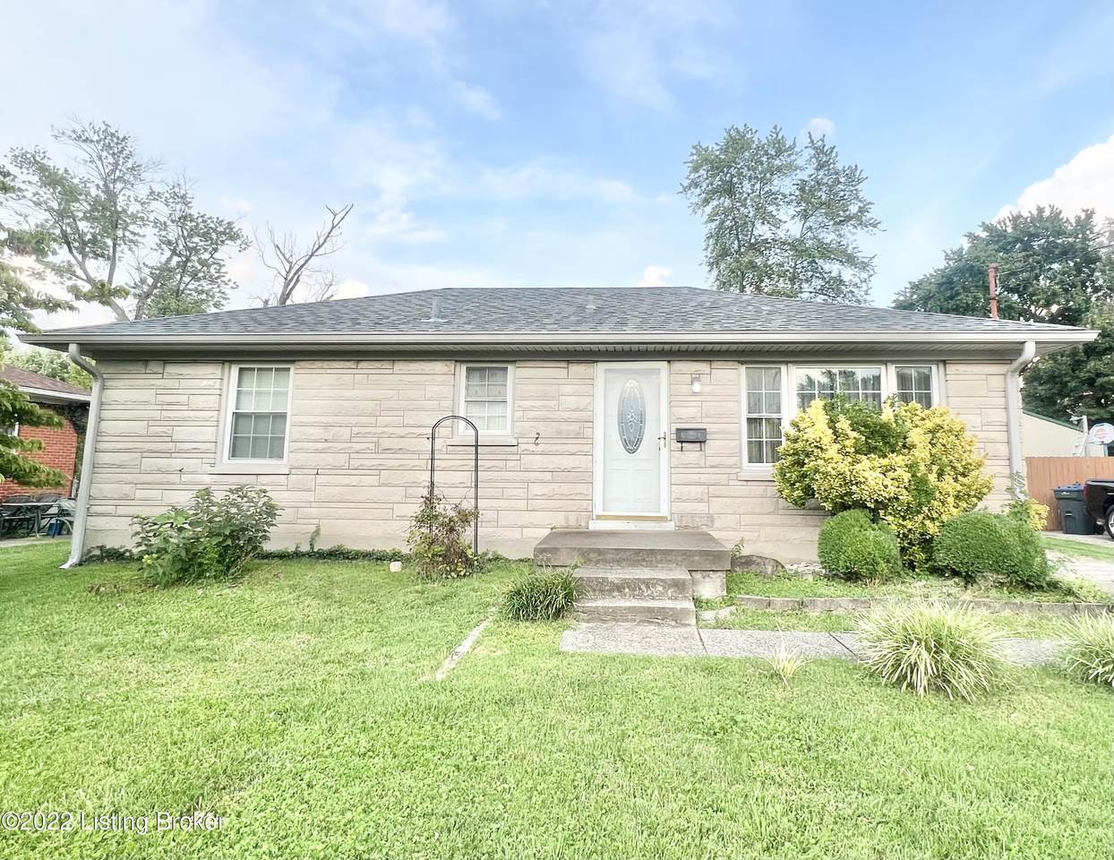 7903 Carnation Dr - Photo 1
