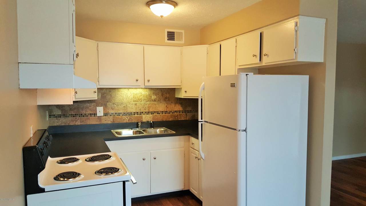 2108 Vernon Ct - Photo 1