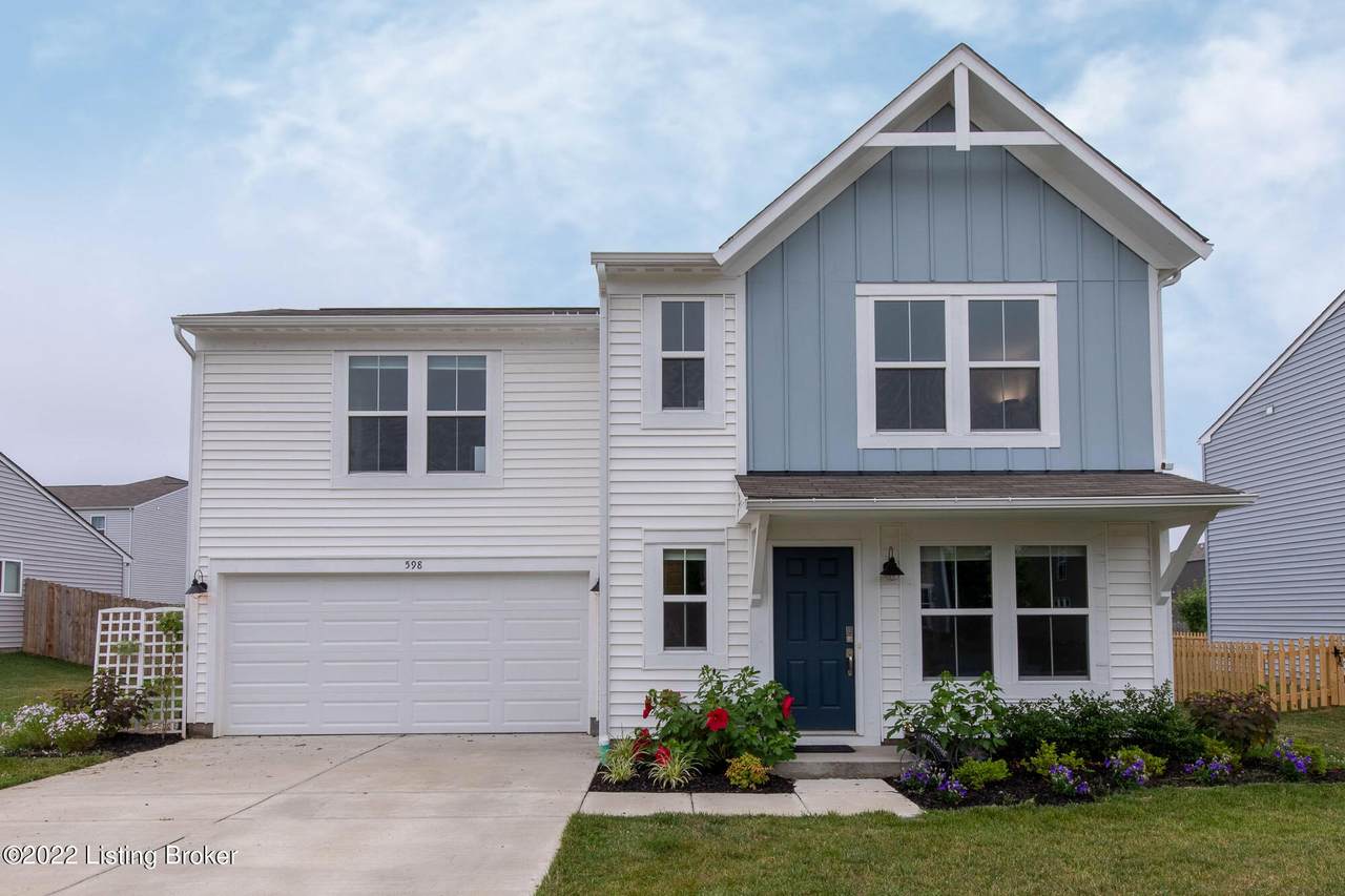 598 Birchwood Cir - Photo 1