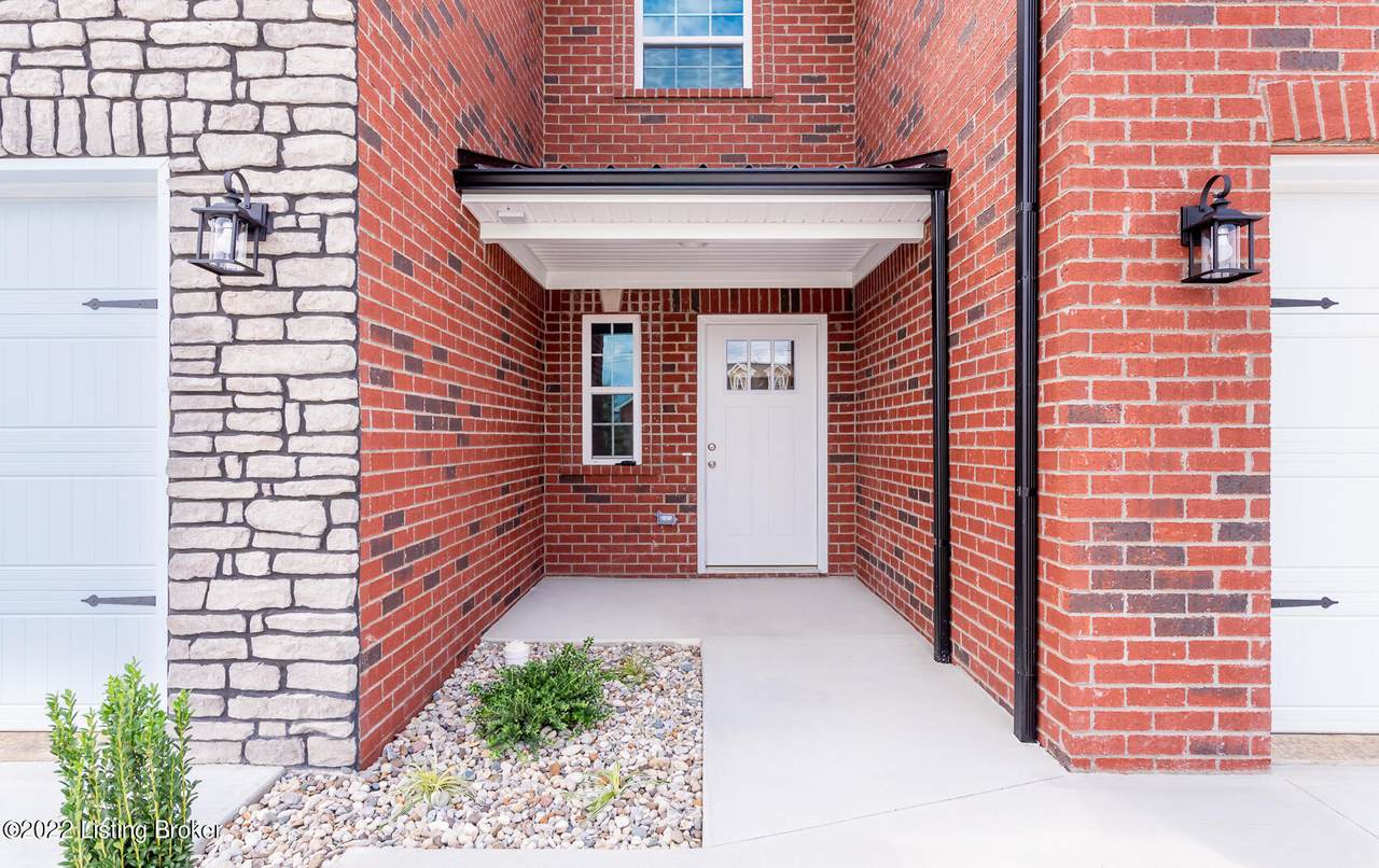 121 Graystone Ct - Photo 1