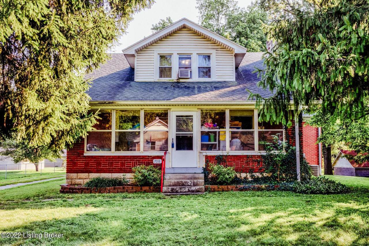 7018 Greenwood Rd - Photo 1