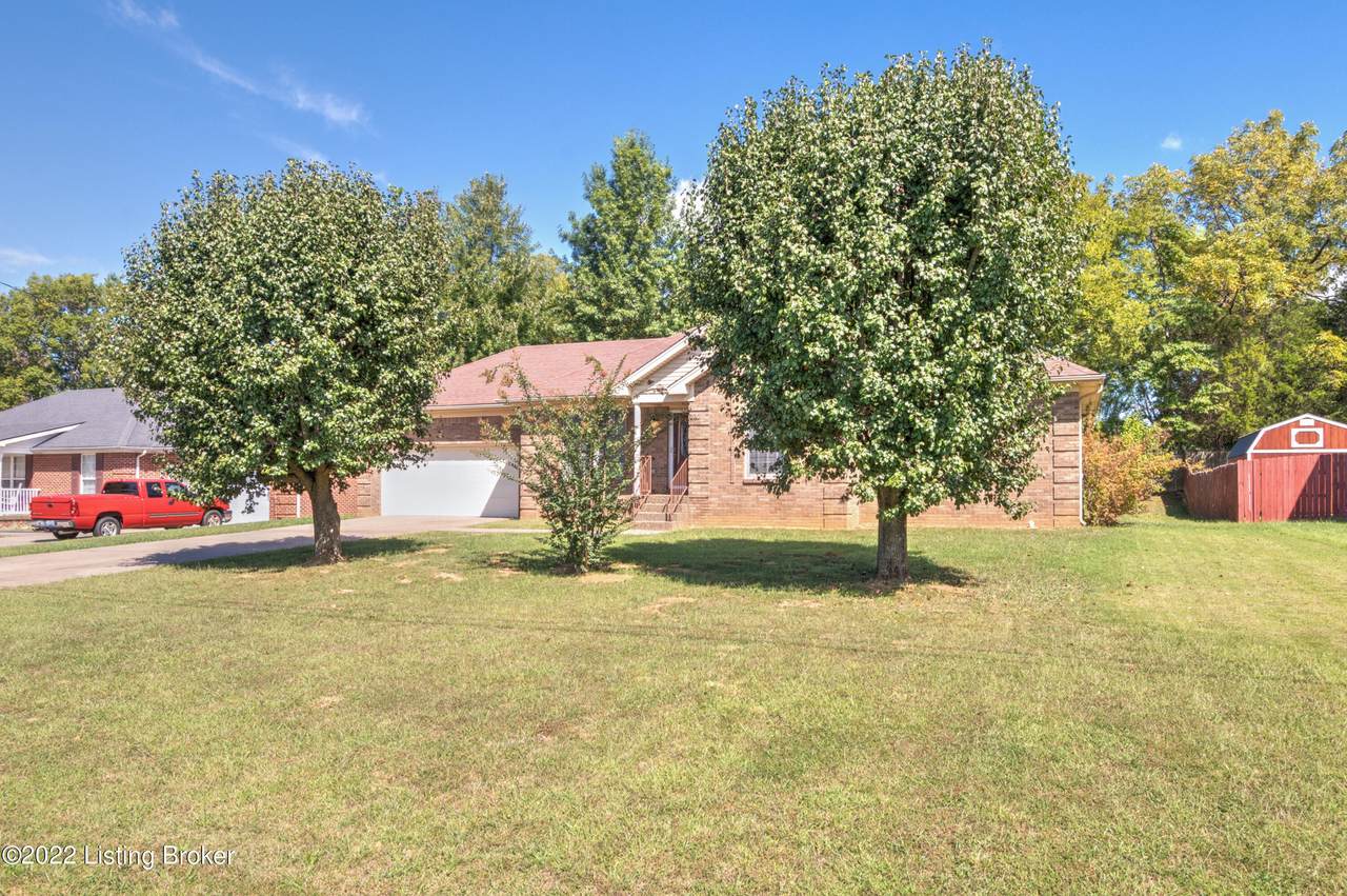 426 Harding Dr - Photo 1
