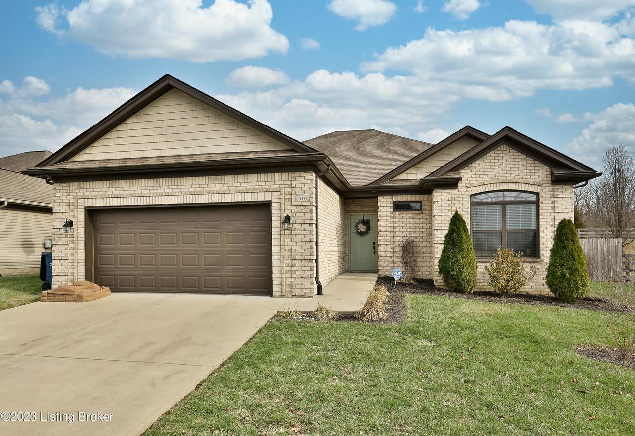 316 Bridlewood Ave - Photo 1