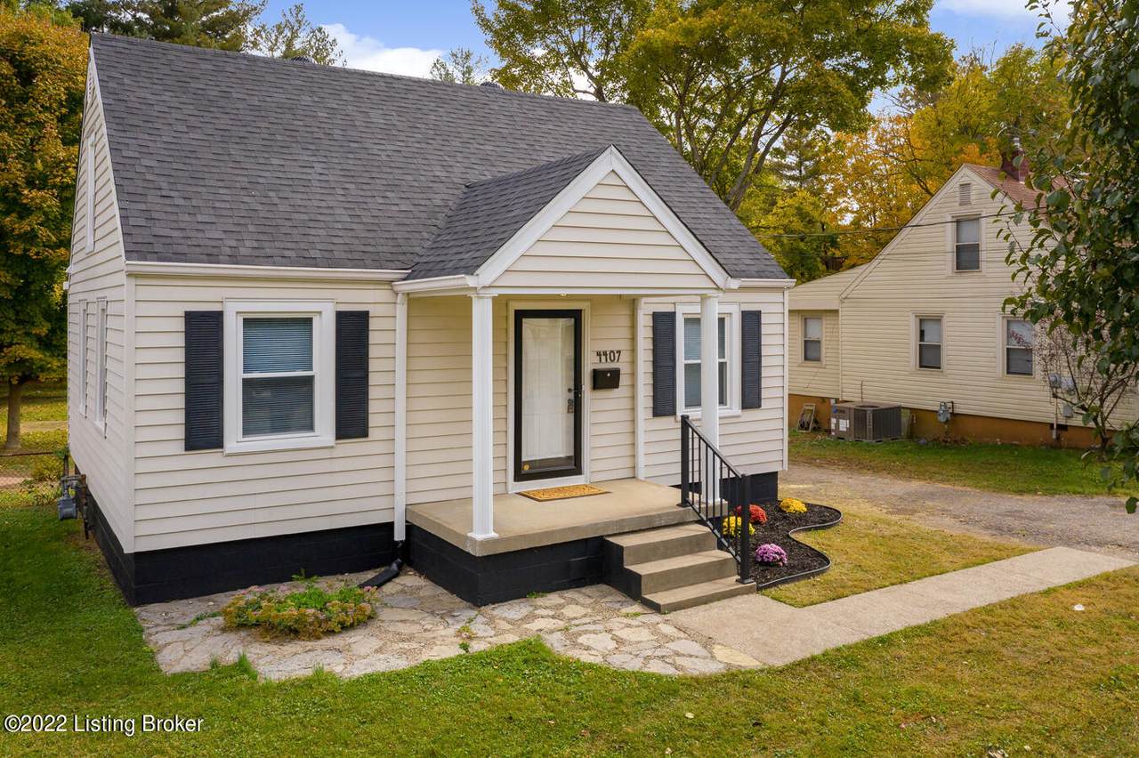 4407 Savage Dr - Photo 1