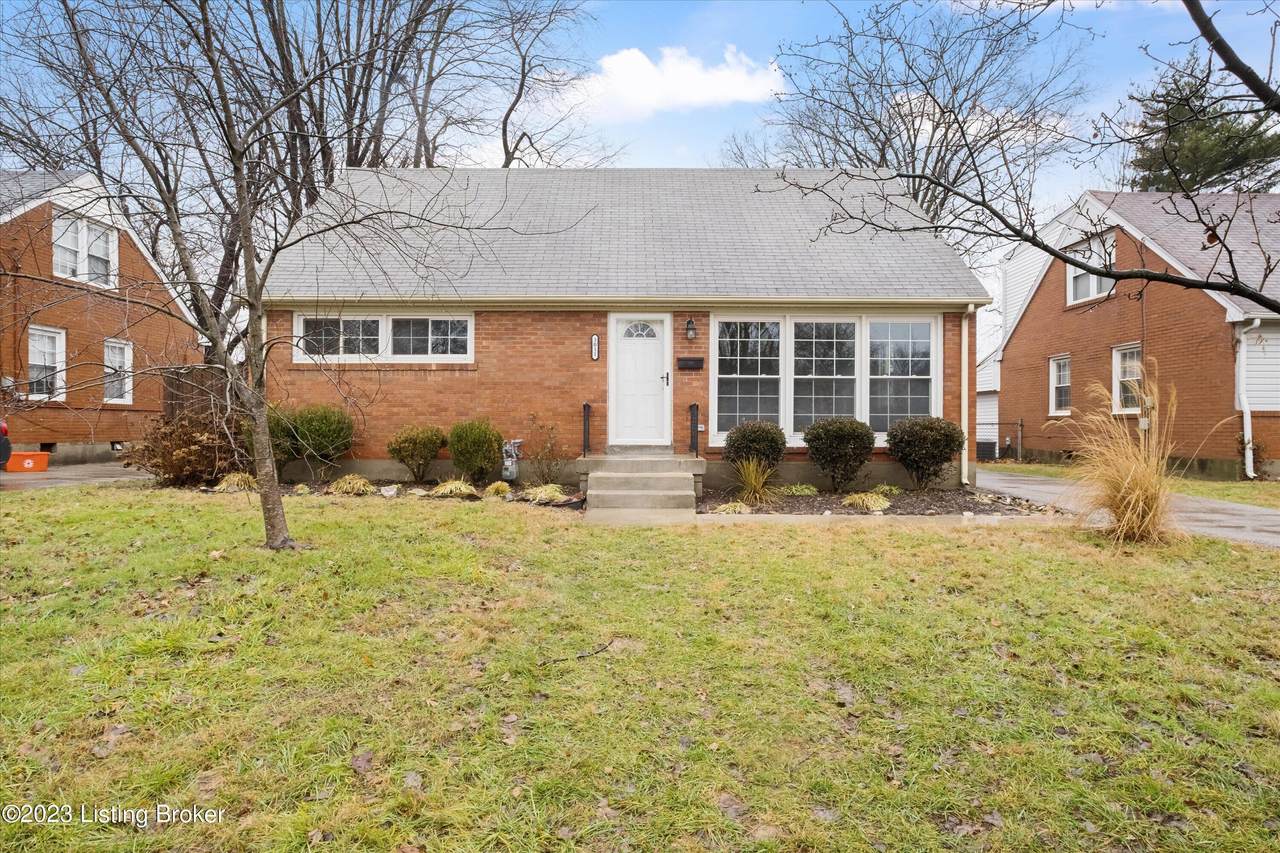 3011 Joan Ave - Photo 1