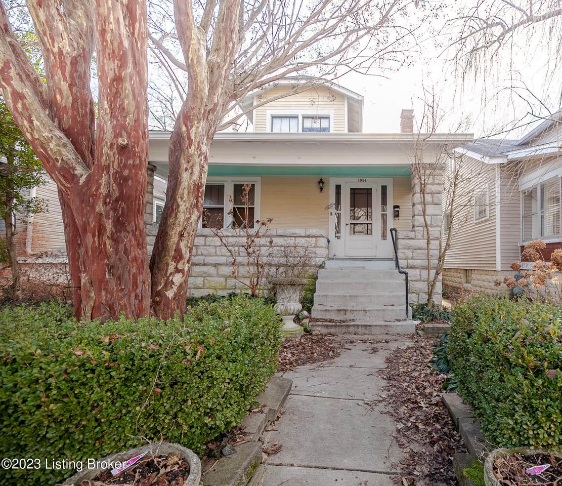 1824 Stevens Ave - Photo 1