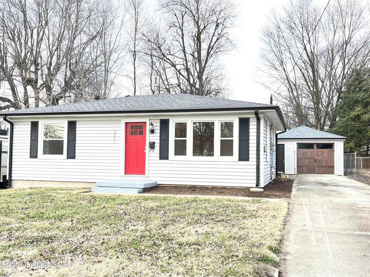2207 Cottage Ln - Photo 1
