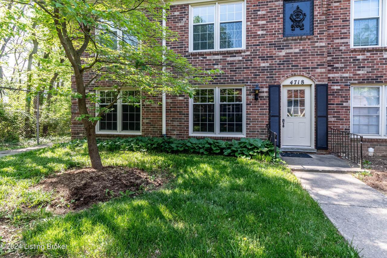 4718 Weybridge Gdns - Photo 1