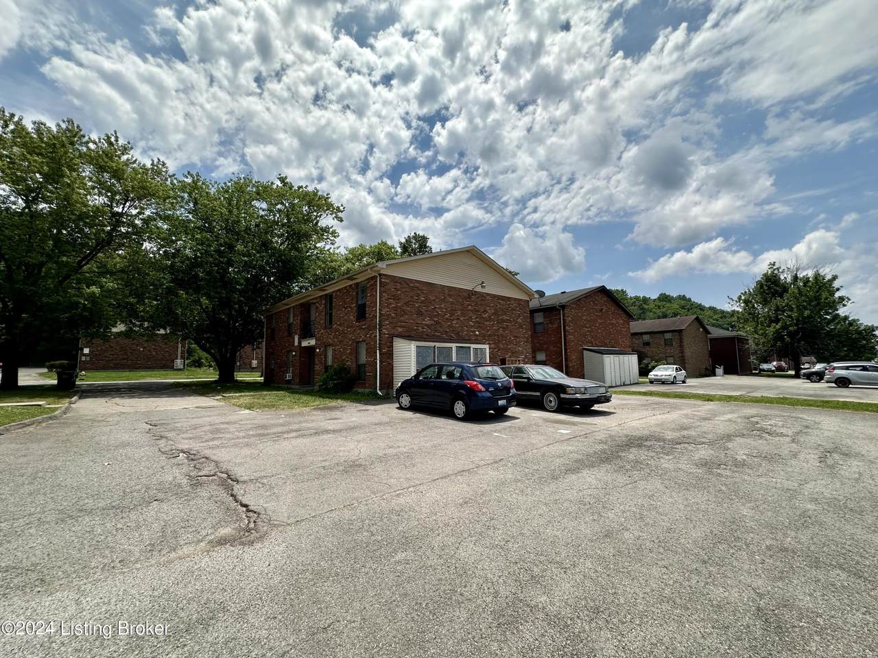 https://bt-photos.global.ssl.fastly.net/louisville/1280_boomver_1_1663587-2.jpg