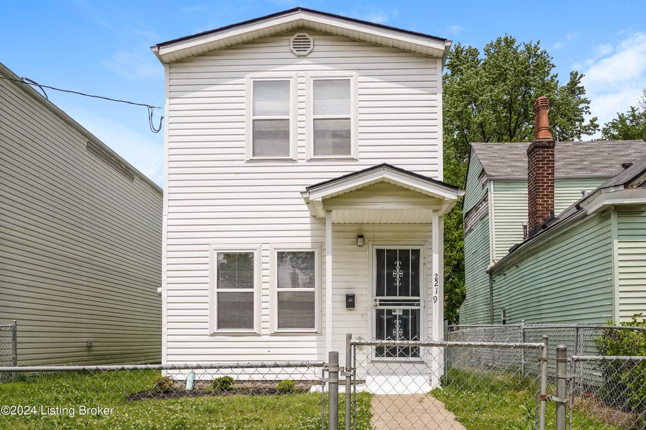 2219 Saint Louis Ave - Photo 1
