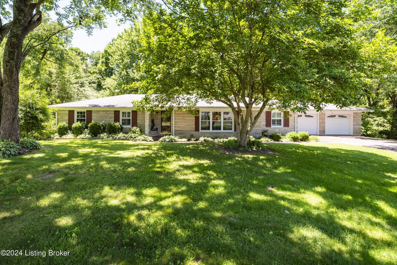 308 Sequoia Dr - Photo 1